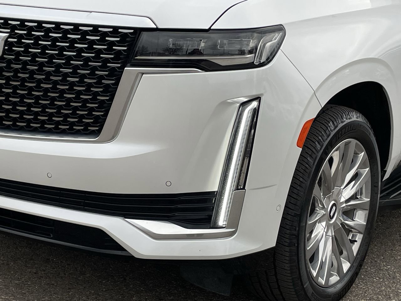 Thumbnail: 2023 Cadillac Escalade - 42