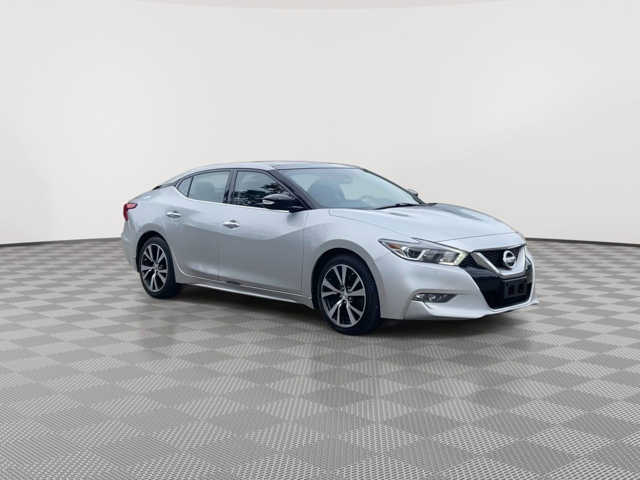 Thumbnail: 2016 Nissan Maxima - 2