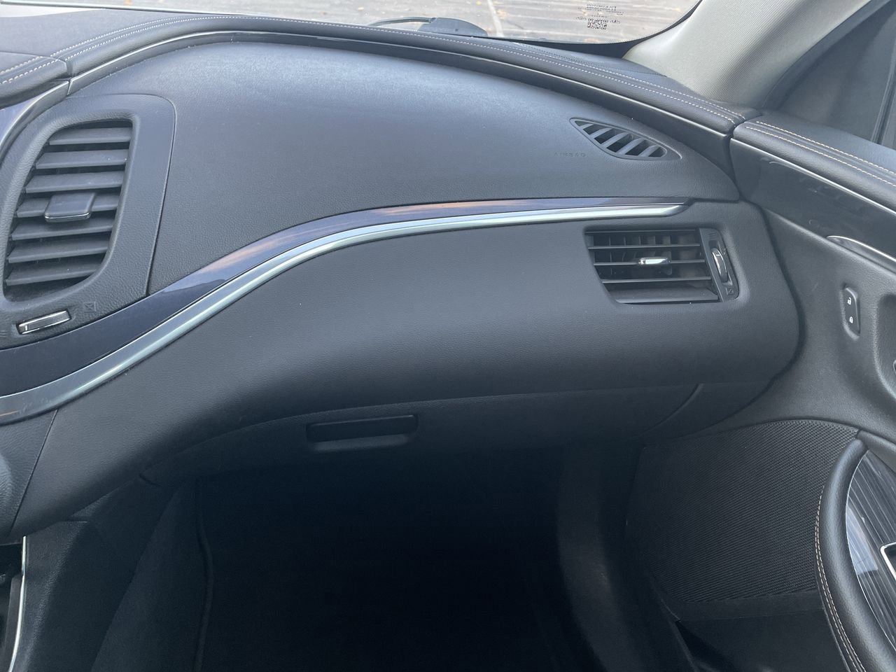 Thumbnail: 2017 Chevrolet Impala - 16