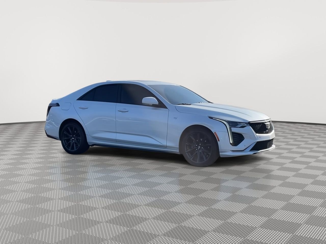 Thumbnail: 2023 Cadillac CT4 - 2