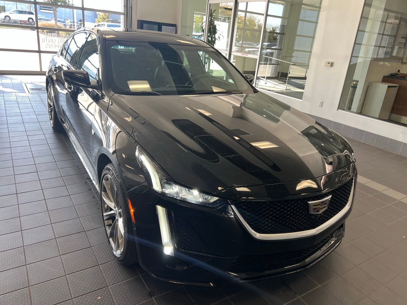 Thumbnail: 2023 Cadillac CT5 - 4