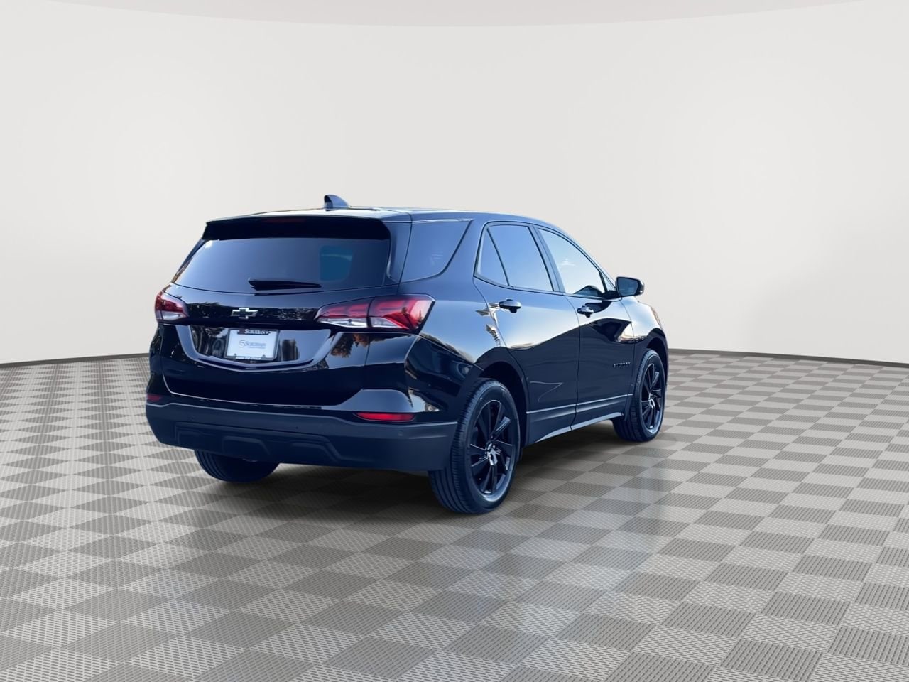 Thumbnail: 2023 Chevrolet Equinox - 8