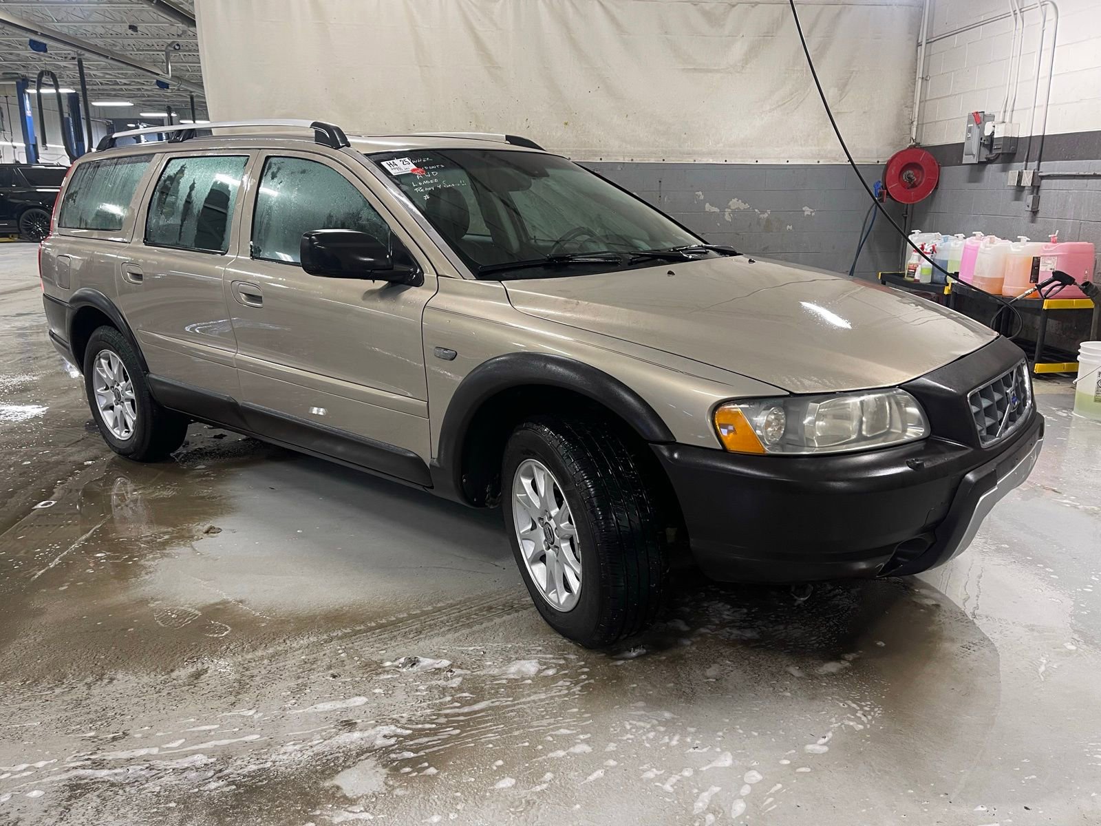 Used 2005 Volvo XC70 2.5T with VIN YV1SZ592051203952 for sale in Plymouth, MI