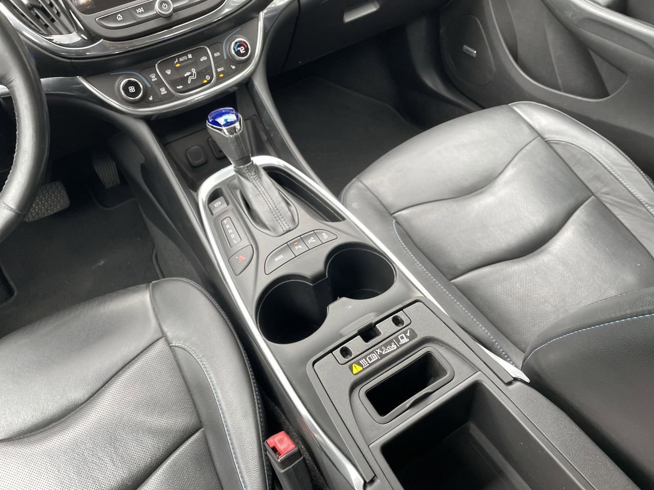 Thumbnail: 2017 Chevrolet Volt - 25