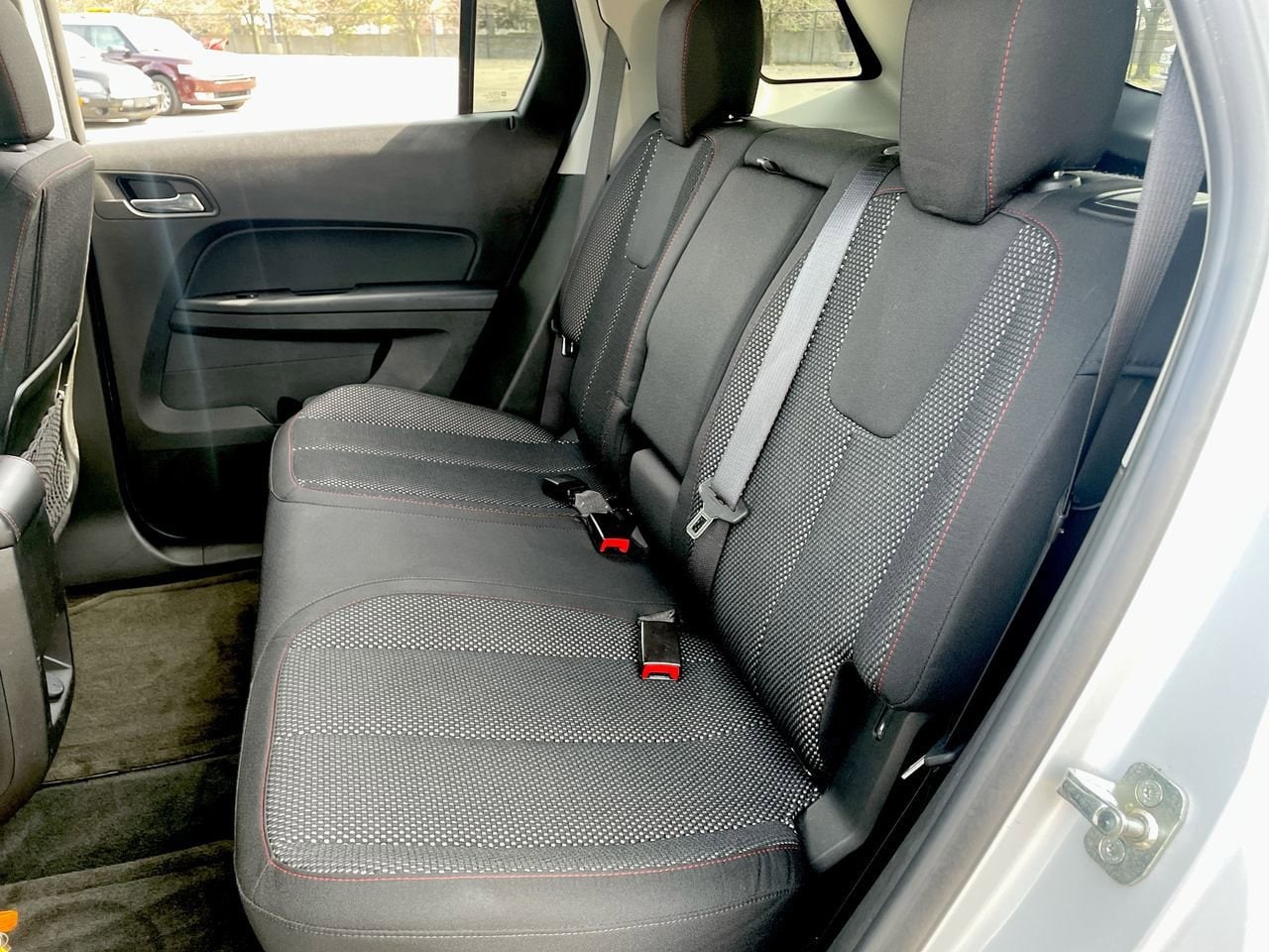 Thumbnail: 2015 GMC Terrain - 18