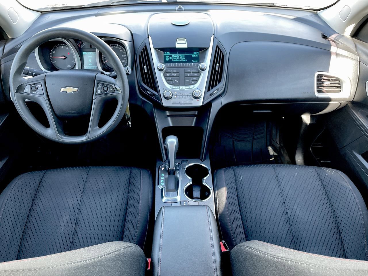 Thumbnail: 2015 Chevrolet Equinox - 20