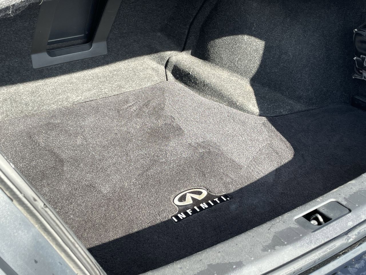 Thumbnail: 2012 INFINITI M37 - 17