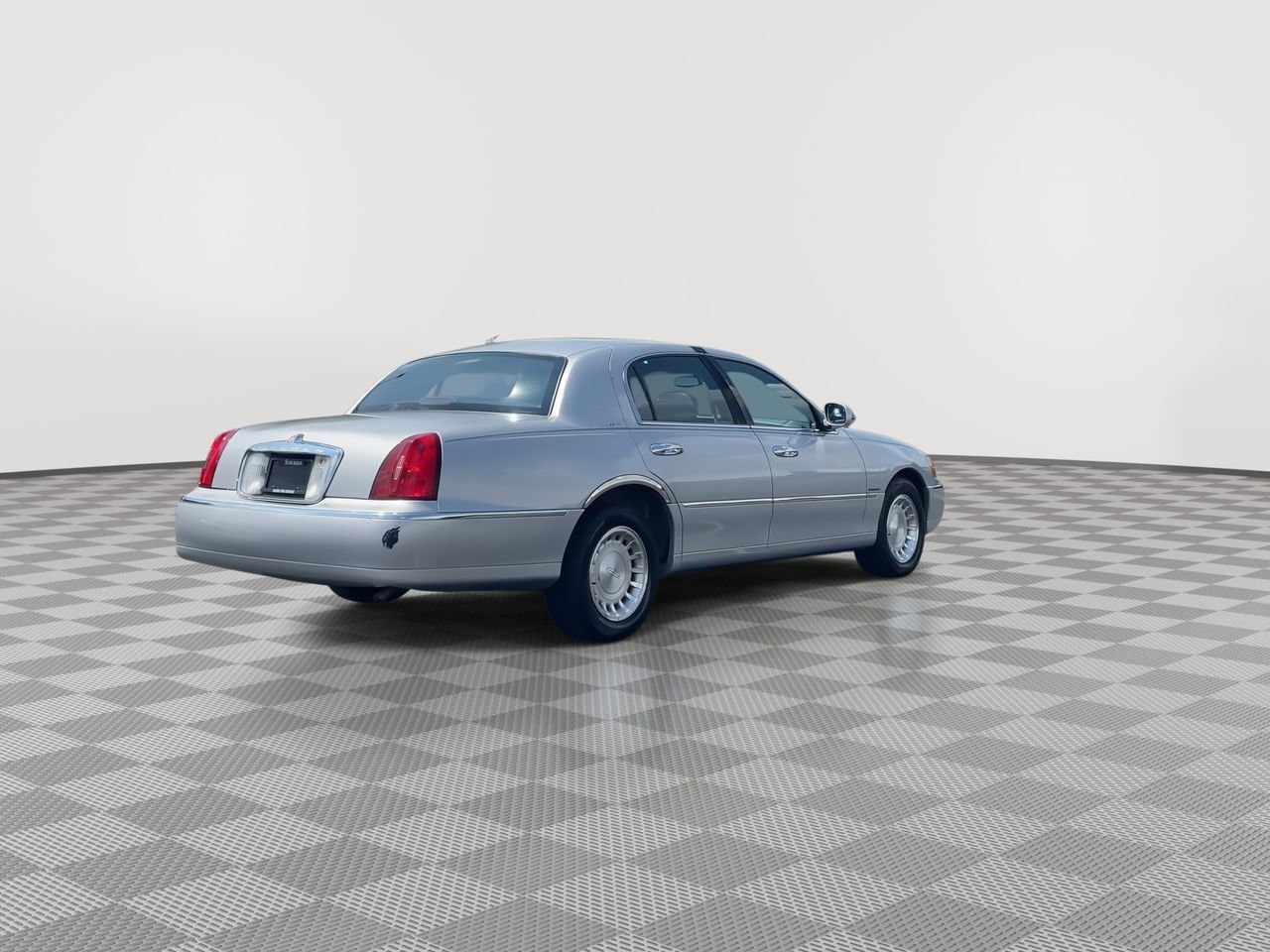 Thumbnail: 2000 Lincoln Town Car - 8