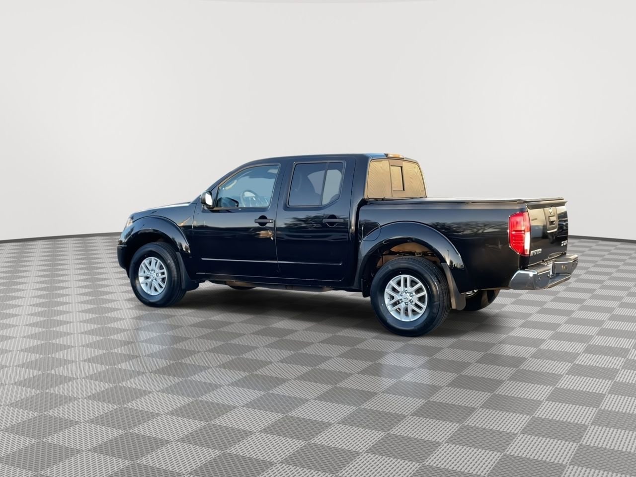 Thumbnail: 2015 Nissan Frontier - 6