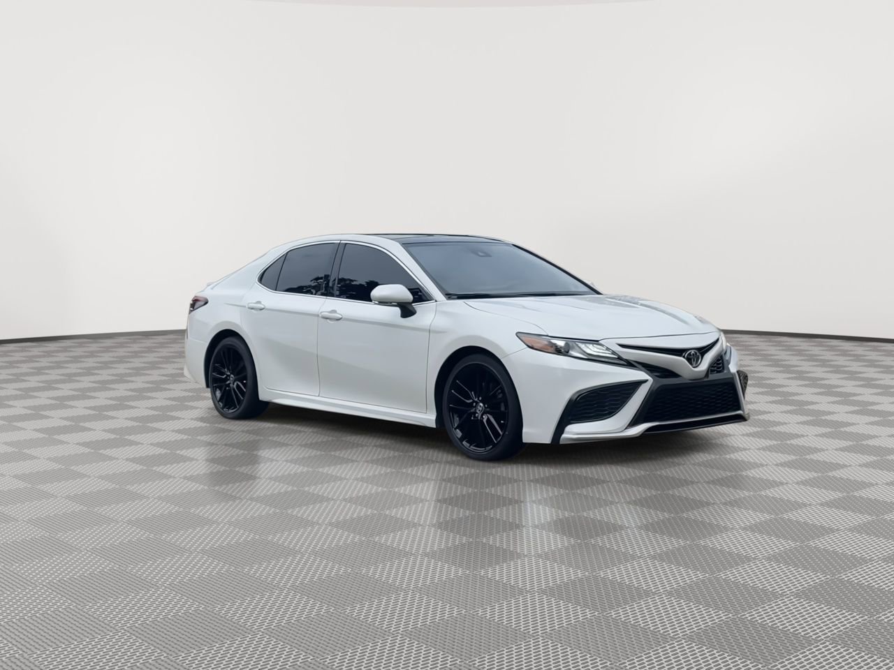 2021 Toyota Camry XSE V6 photo 2