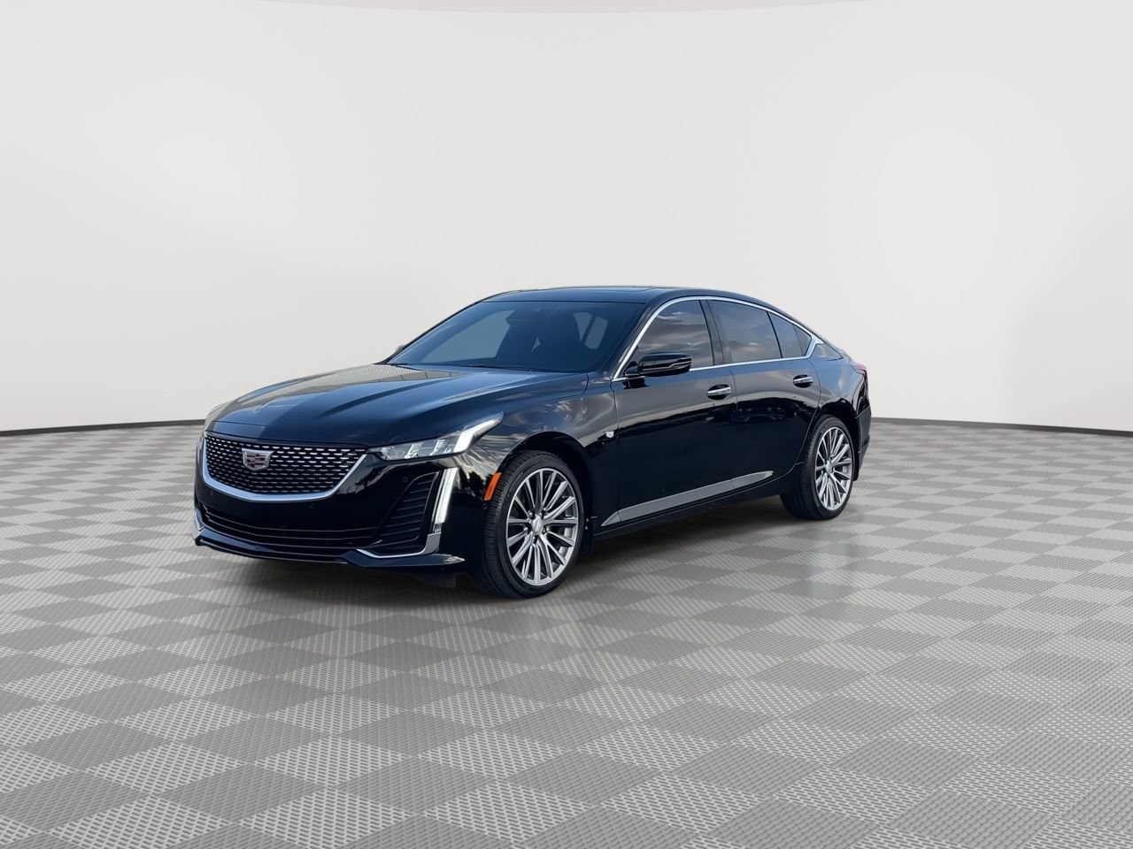 Thumbnail: 2023 Cadillac CT5 - 4