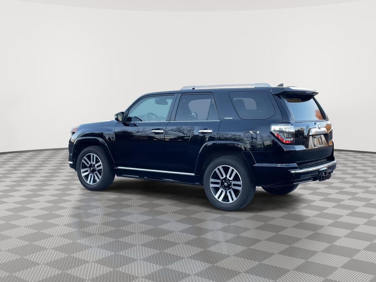 Thumbnail: 2021 Toyota 4Runner - 6