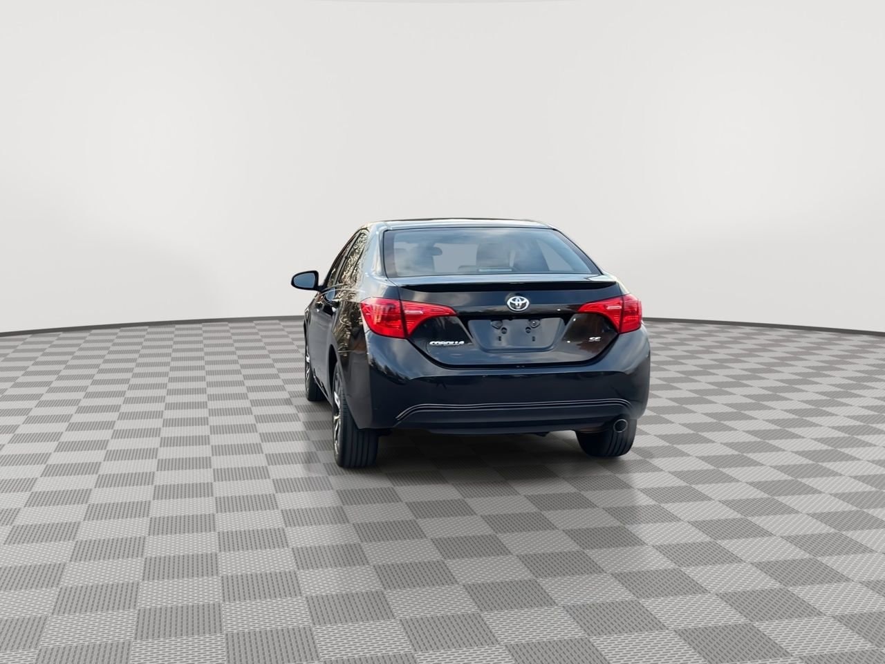 Thumbnail: 2017 Toyota Corolla - 7