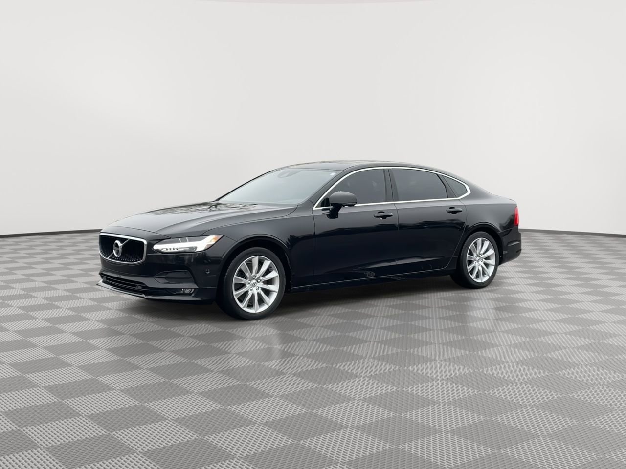 Thumbnail: 2018 Volvo S90 - 4