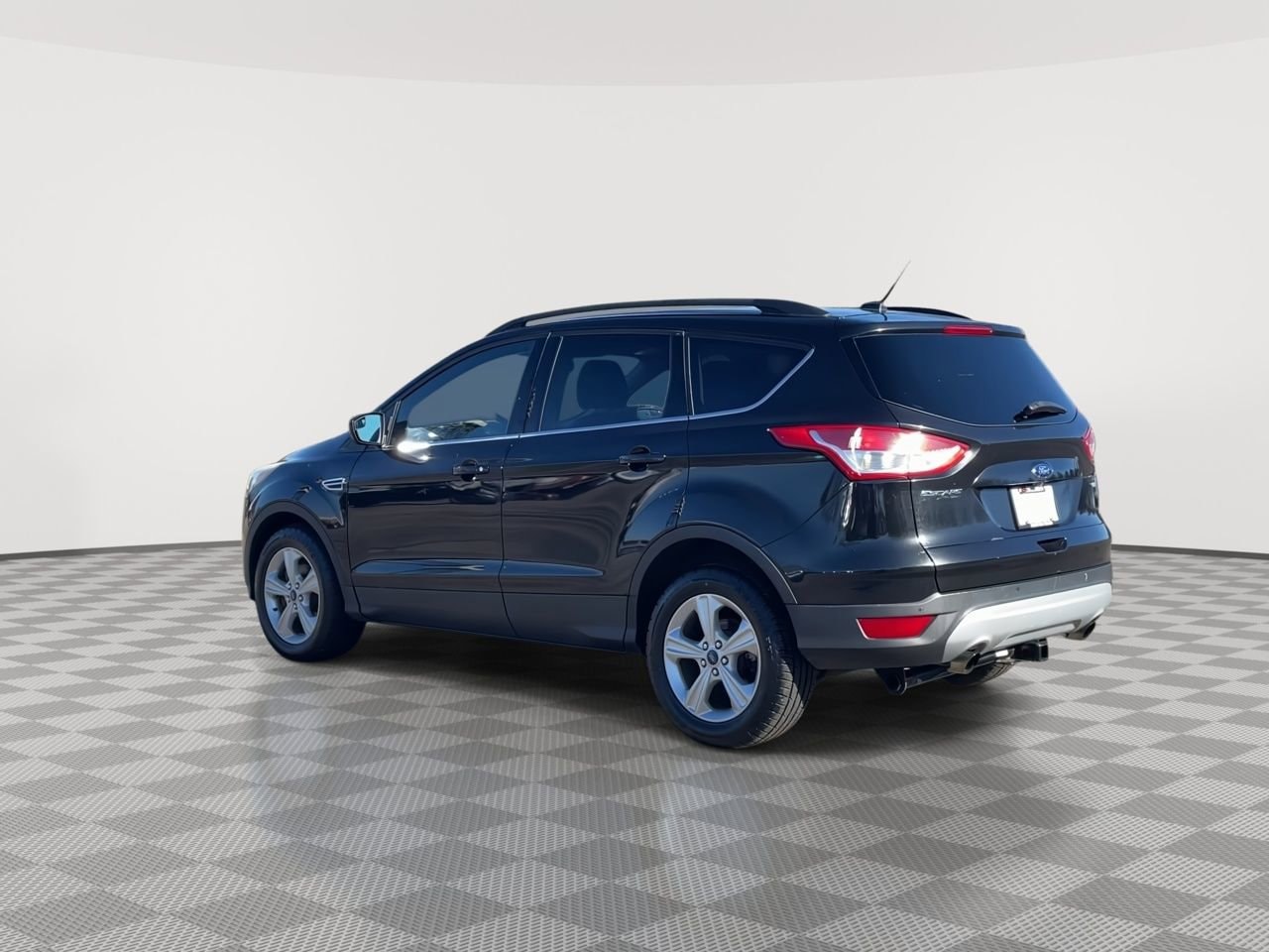 Thumbnail: 2015 Ford Escape - 6