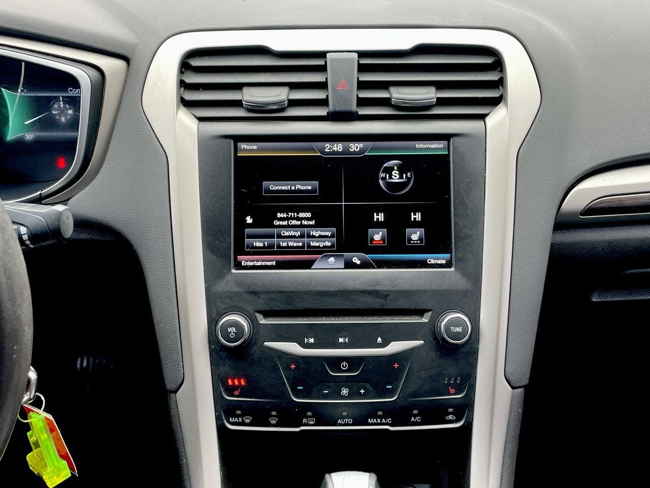 Thumbnail: 2015 Ford Fusion - 13