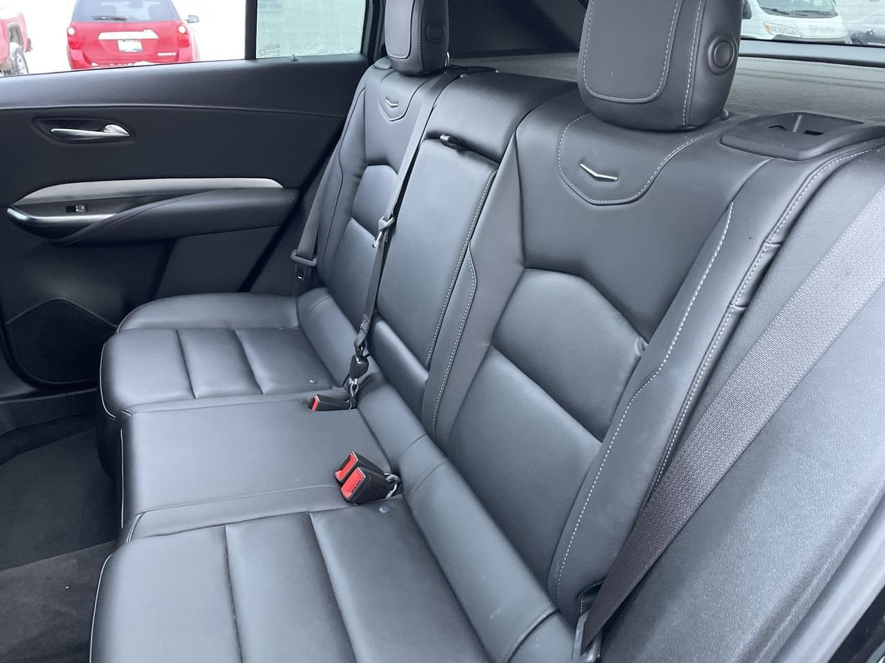 Thumbnail: 2023 Cadillac XT4 - 19