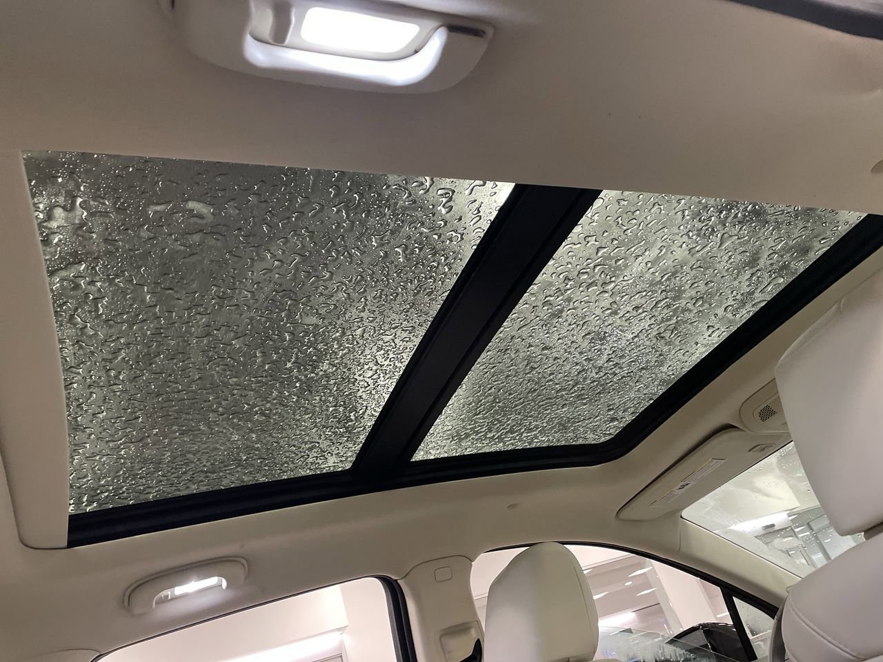 Thumbnail: 2023 Cadillac XT5 - 21