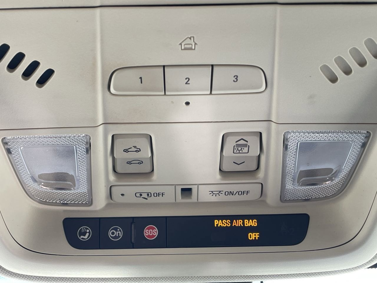 Thumbnail: 2019 Cadillac XT5 - 31