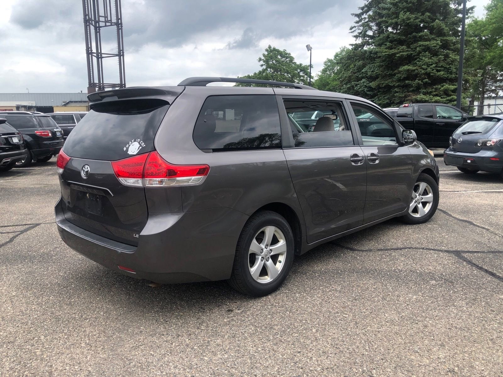 Thumbnail: 2013 Toyota Sienna - 3