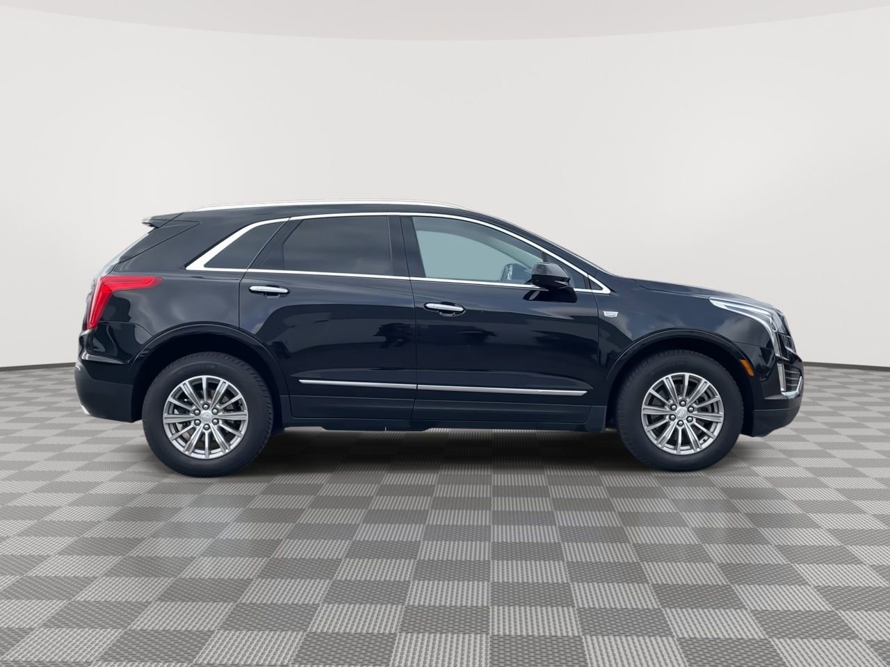 Thumbnail: 2019 Cadillac XT5 - 9