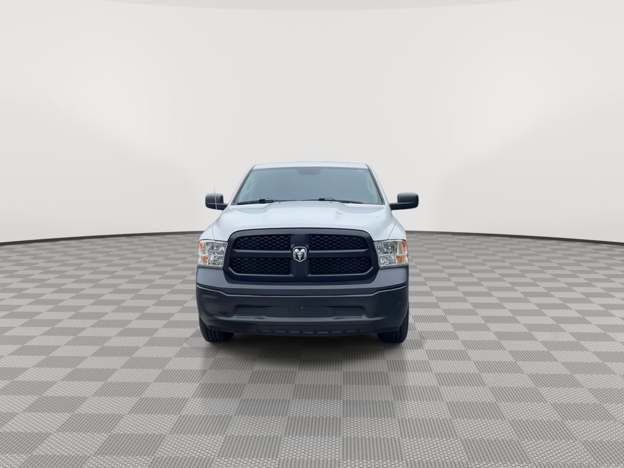 Thumbnail: 2021 RAM 1500 Classic - 3