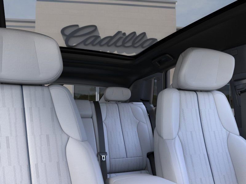 Thumbnail: 2025 Cadillac Lyriq - 24