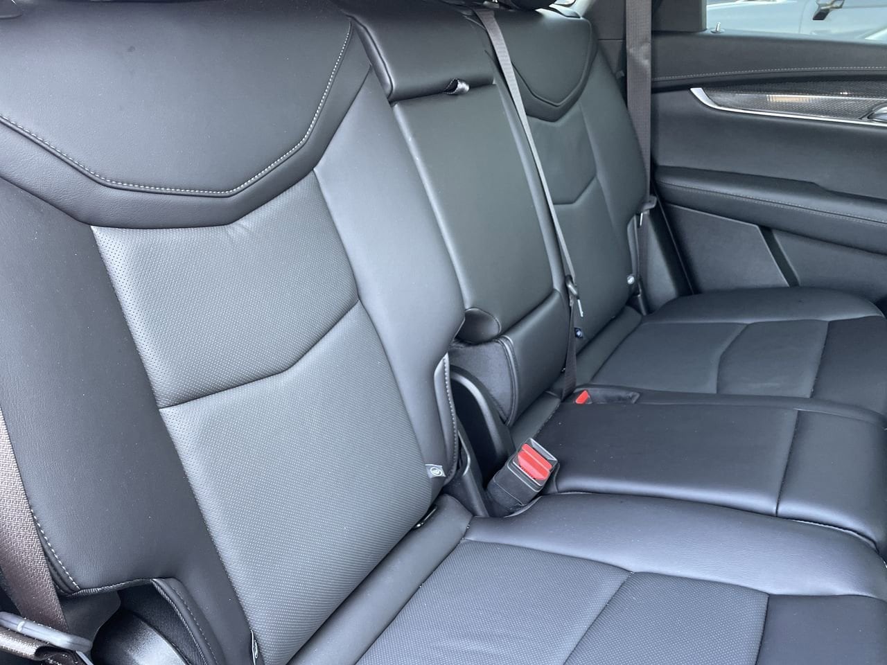 Thumbnail: 2024 Cadillac XT5 - 15