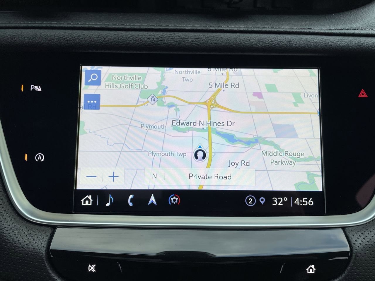 Thumbnail: 2023 Cadillac XT5 - 22