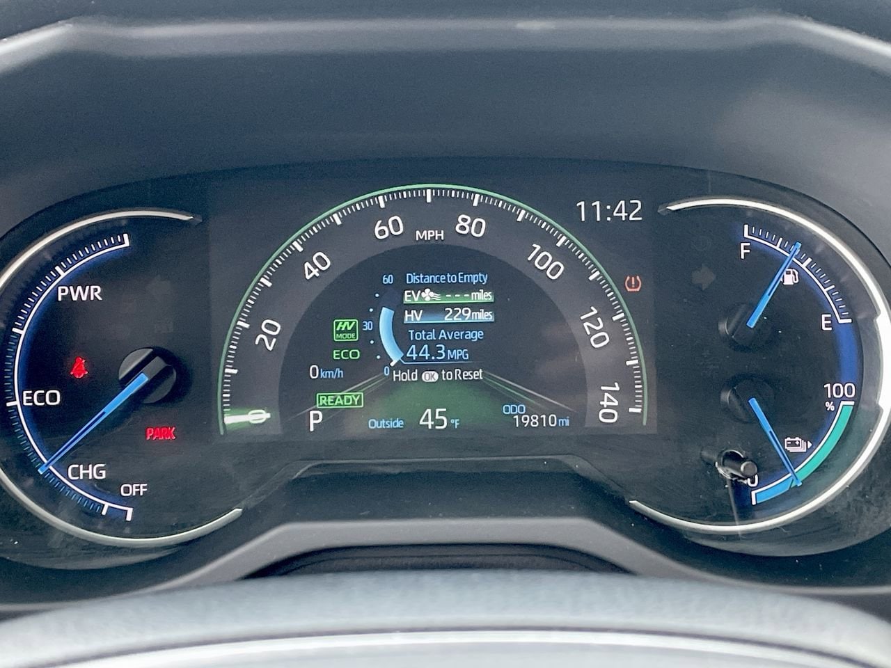 Thumbnail: 2023 Toyota RAV4 - 29