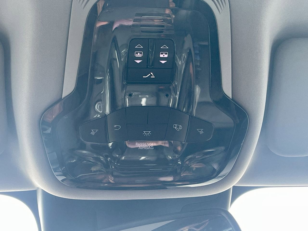 Thumbnail: 2019 Alfa Romeo Giulia - 31