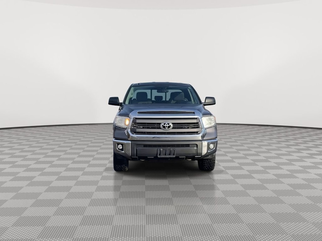 Used 2015 Toyota Tundra 4WD Truck SR