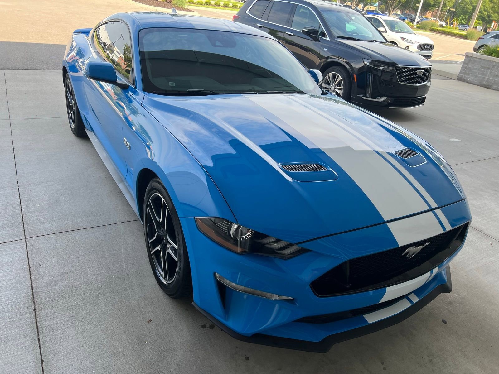 Thumbnail: 2022 Ford Mustang - 4