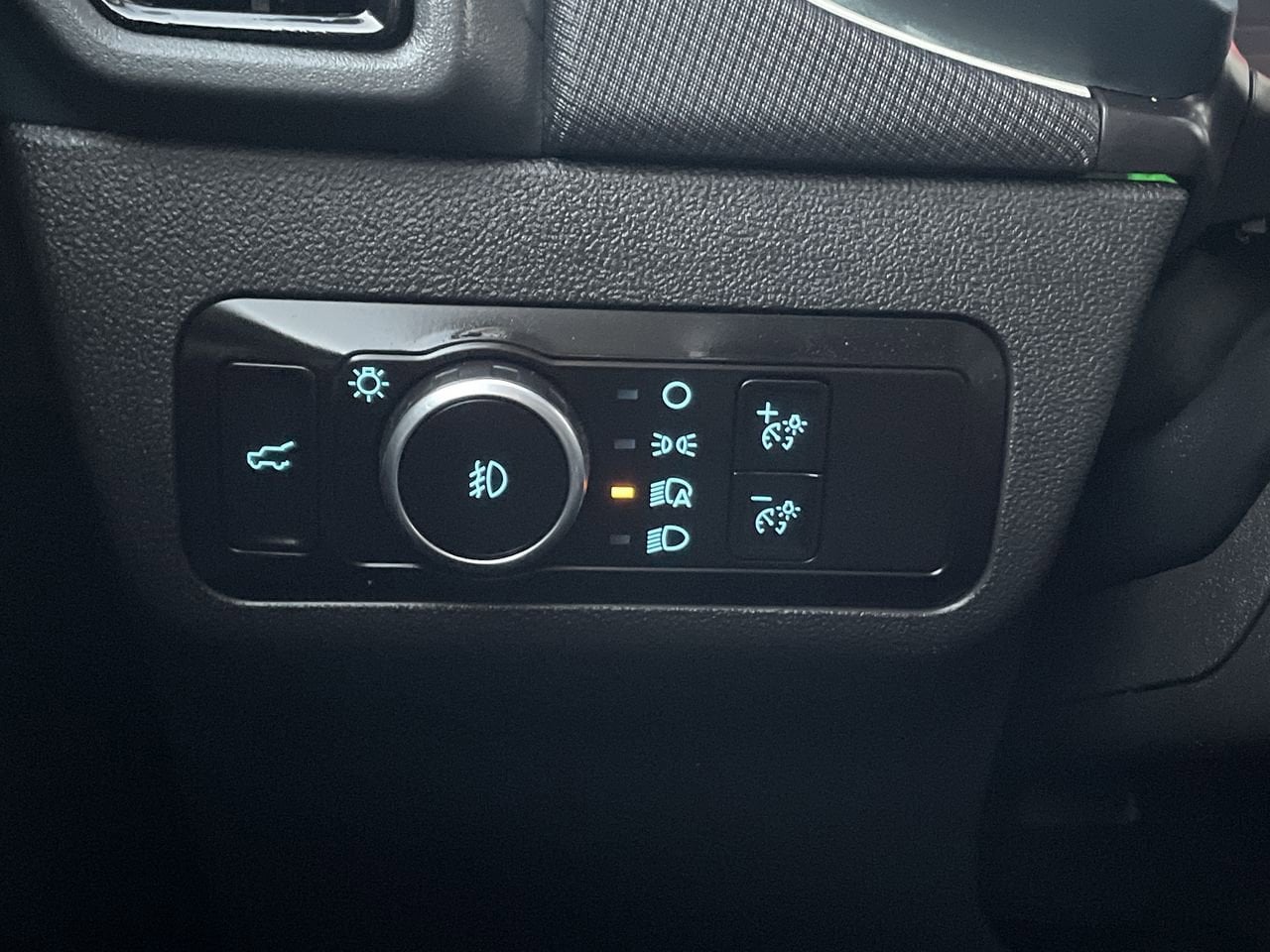 Thumbnail: 2023 Ford Bronco Sport - 26