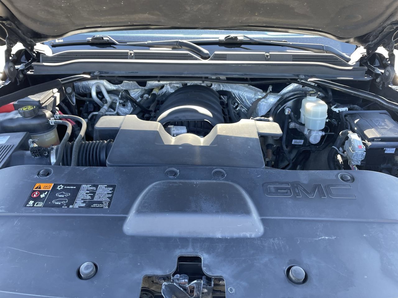 Thumbnail: 2016 GMC Yukon - 35