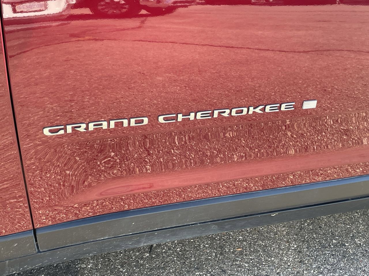 Thumbnail: 2024 Jeep Grand Cherokee - 36