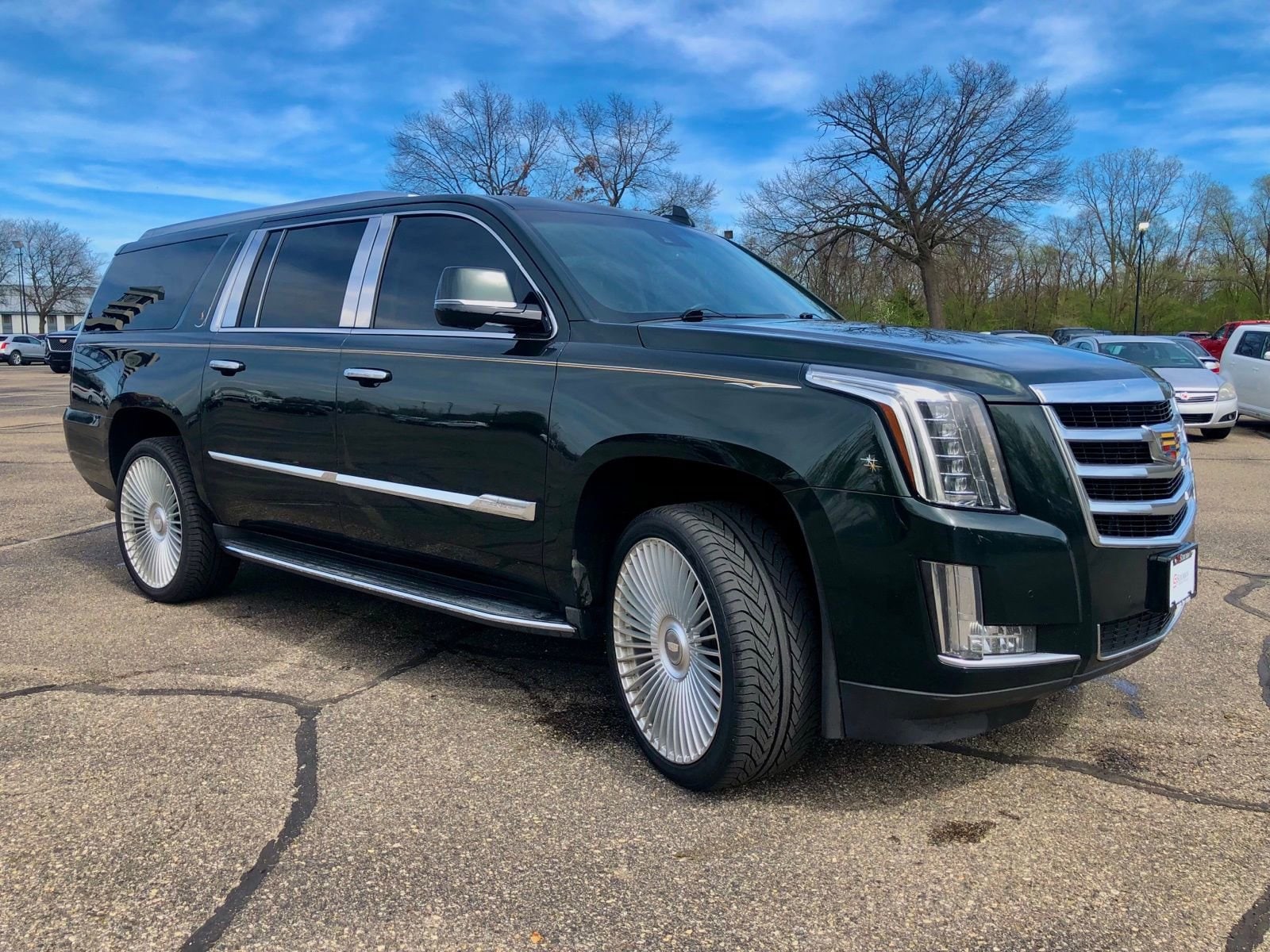 Thumbnail: 2016 Cadillac Escalade - 2