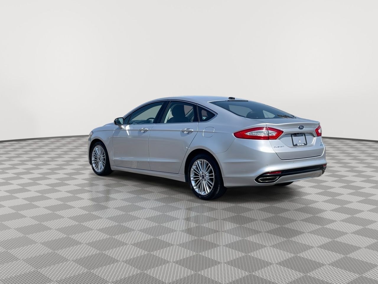 Thumbnail: 2016 Ford Fusion - 5