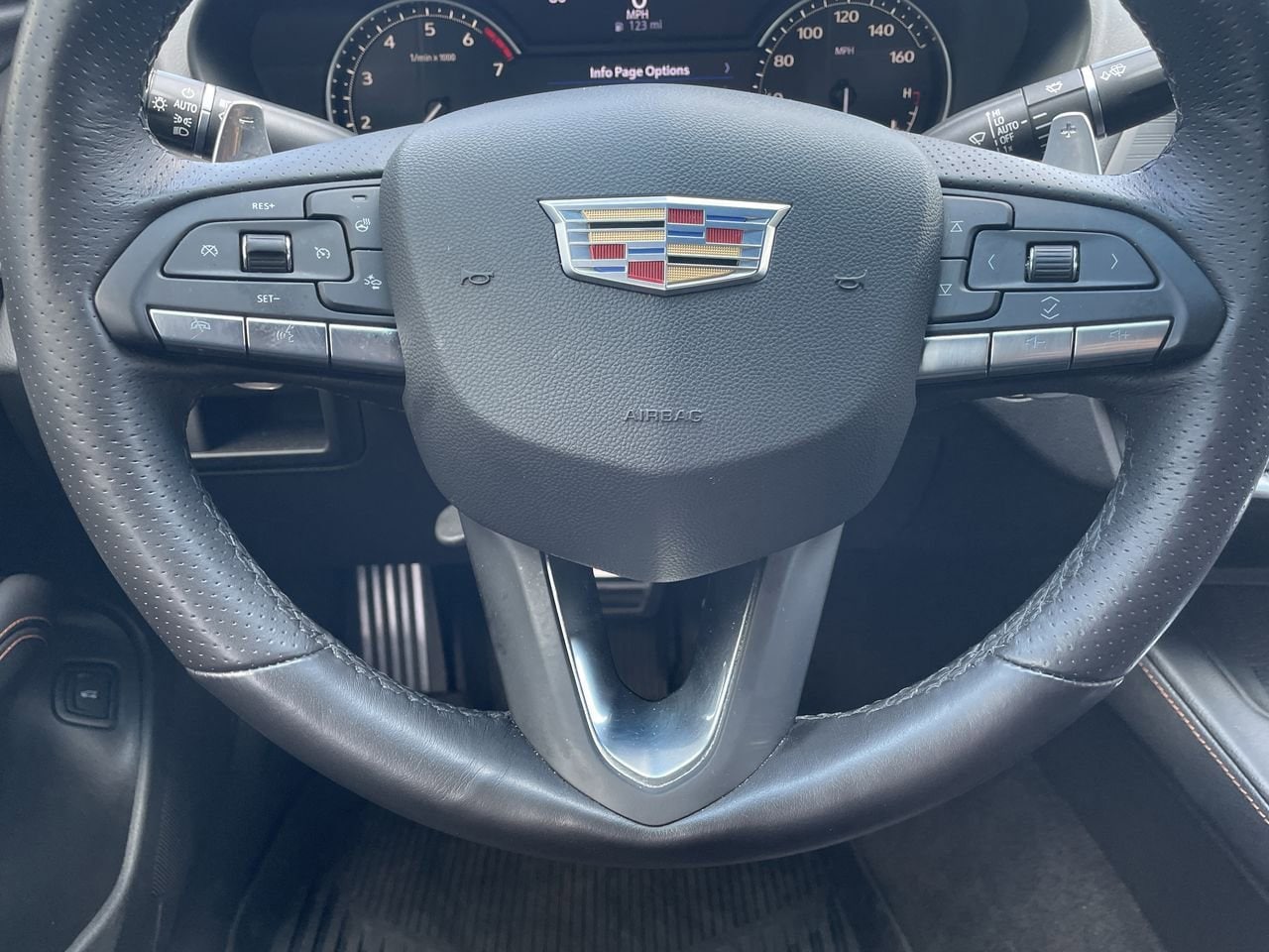 Thumbnail: 2023 Cadillac CT4 - 10