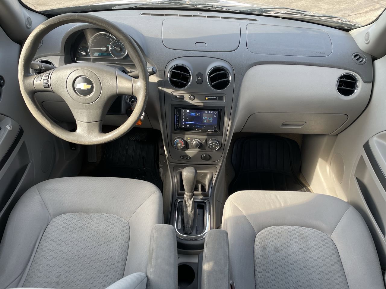 Thumbnail: 2010 Chevrolet HHR - 20