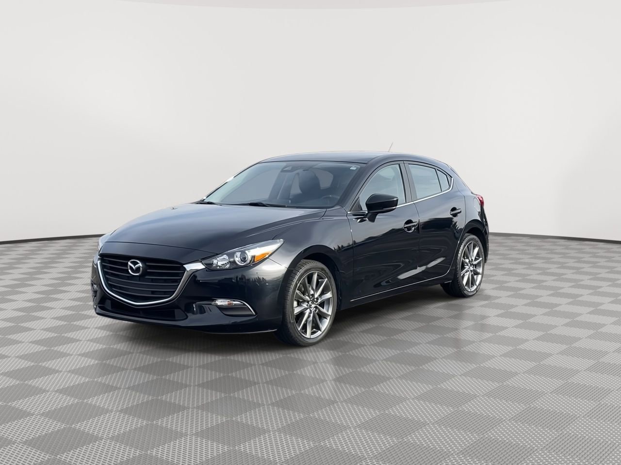 2018 Mazda Mazda3 Touring photo 4