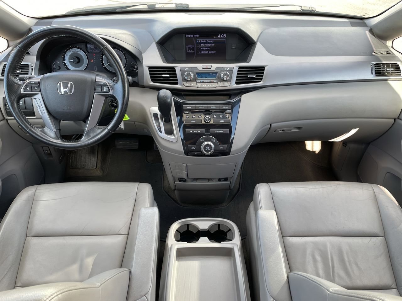 Thumbnail: 2013 Honda Odyssey - 24