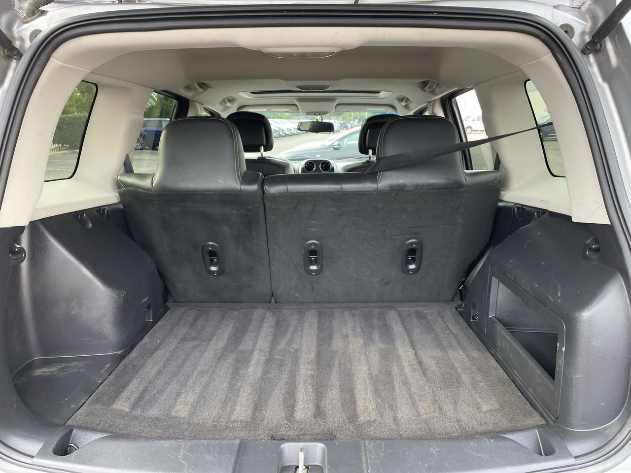 Thumbnail: 2016 Jeep Patriot - 17