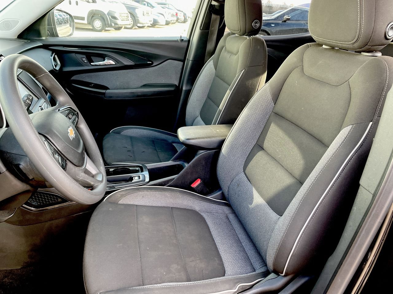 Thumbnail: 2023 Chevrolet TrailBlazer - 12