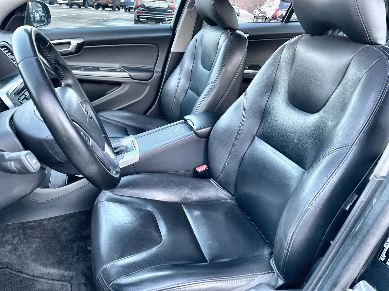 Thumbnail: 2016 Volvo S60 - 12