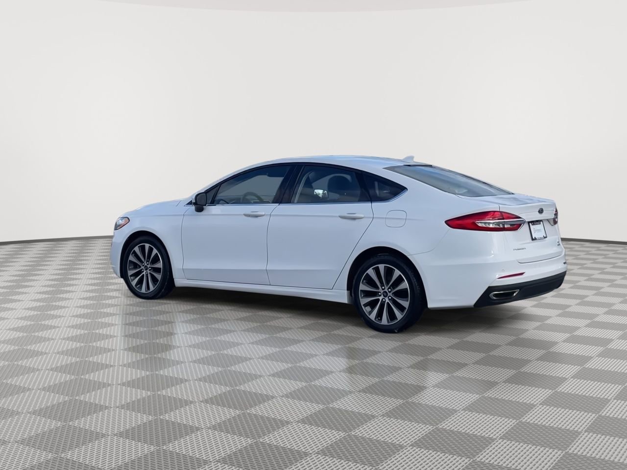 Thumbnail: 2020 Ford Fusion - 6