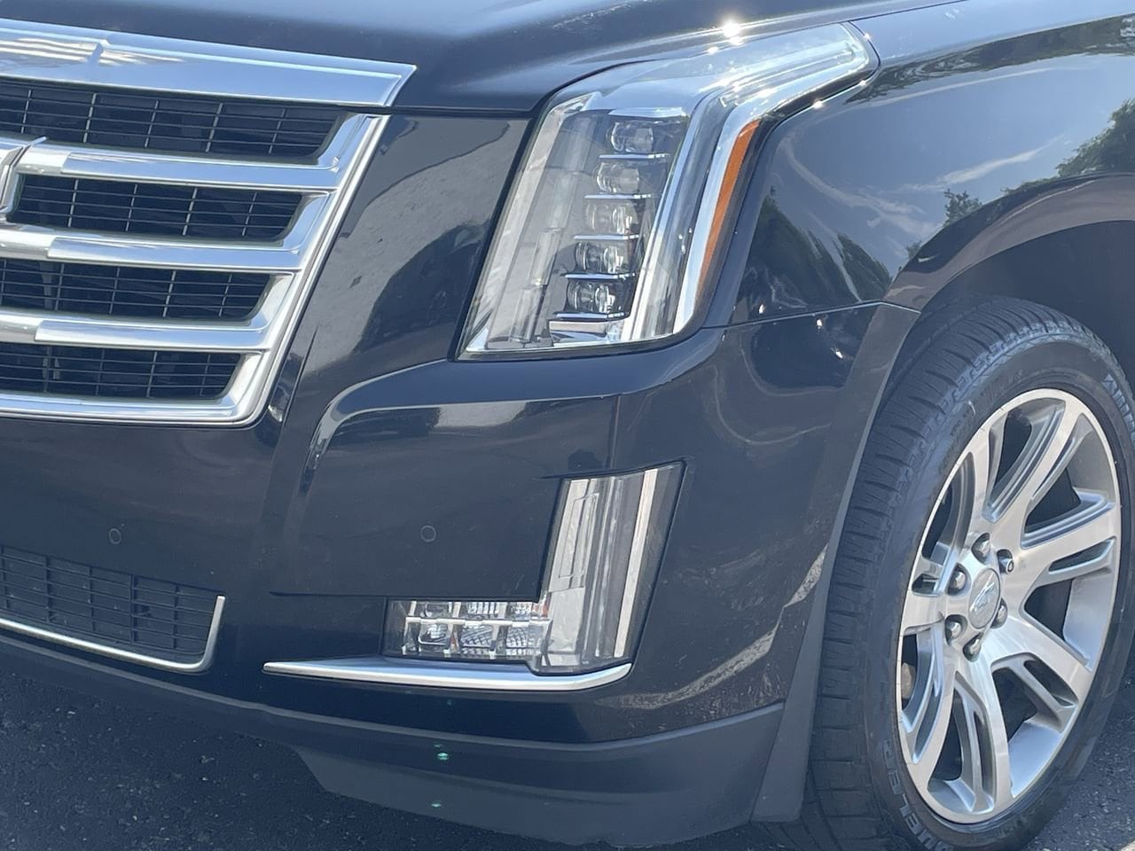 Thumbnail: 2016 Cadillac Escalade - 42