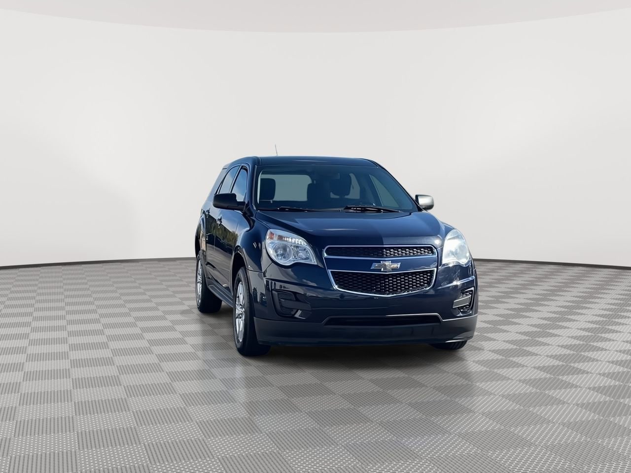 Thumbnail: 2015 Chevrolet Equinox - 3