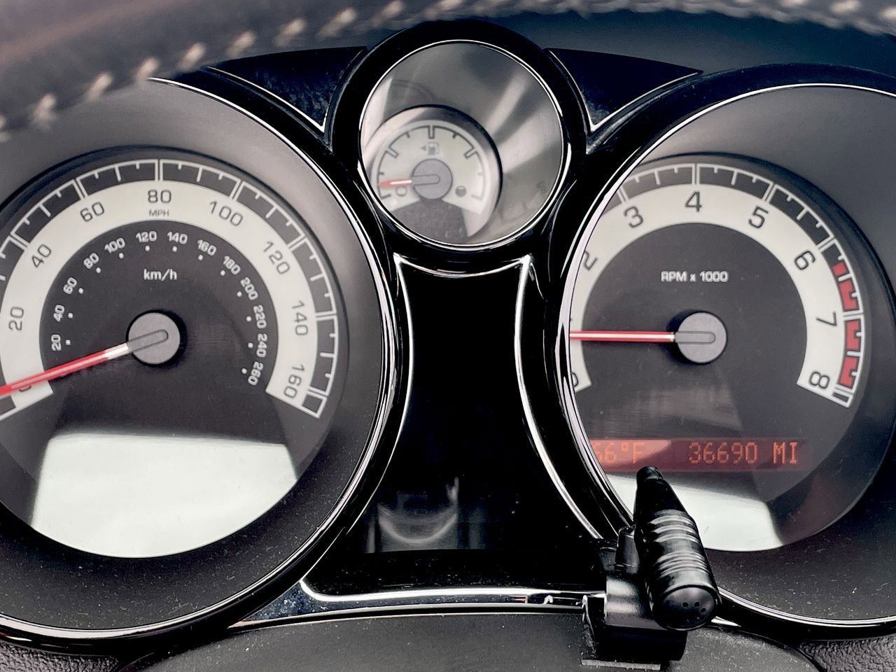 Thumbnail: 2008 Saturn Sky - 22