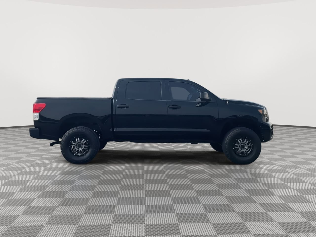 Thumbnail: 2011 Toyota Tundra - 9